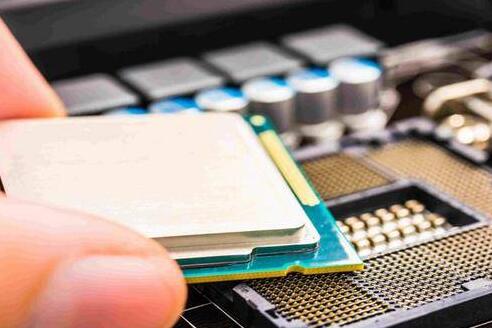 How does Shenzhen build a global electronic component distribution center?